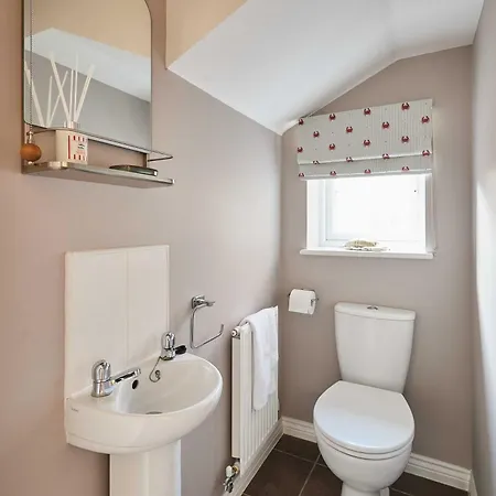 Tatil Evi Host & - Stratton Close